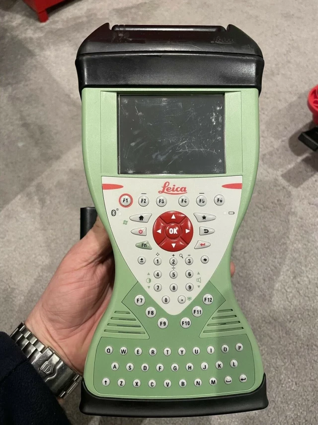 Controller Leica CS15